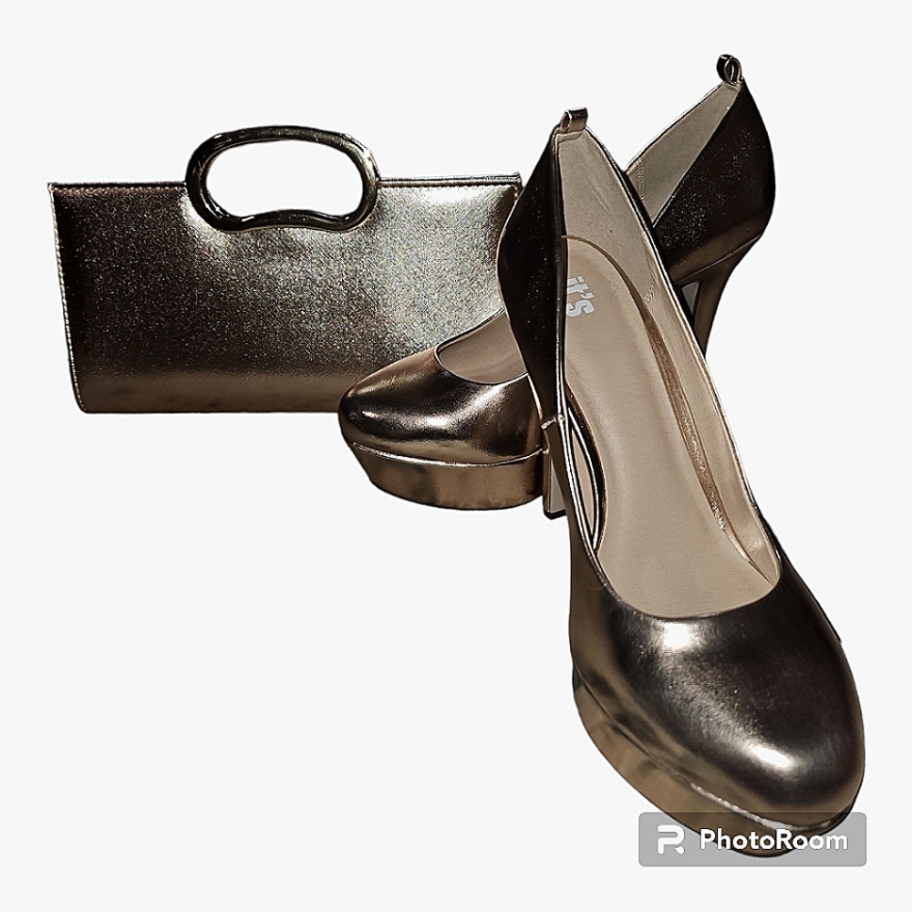 Rose Gold Pumps with matching Clutch